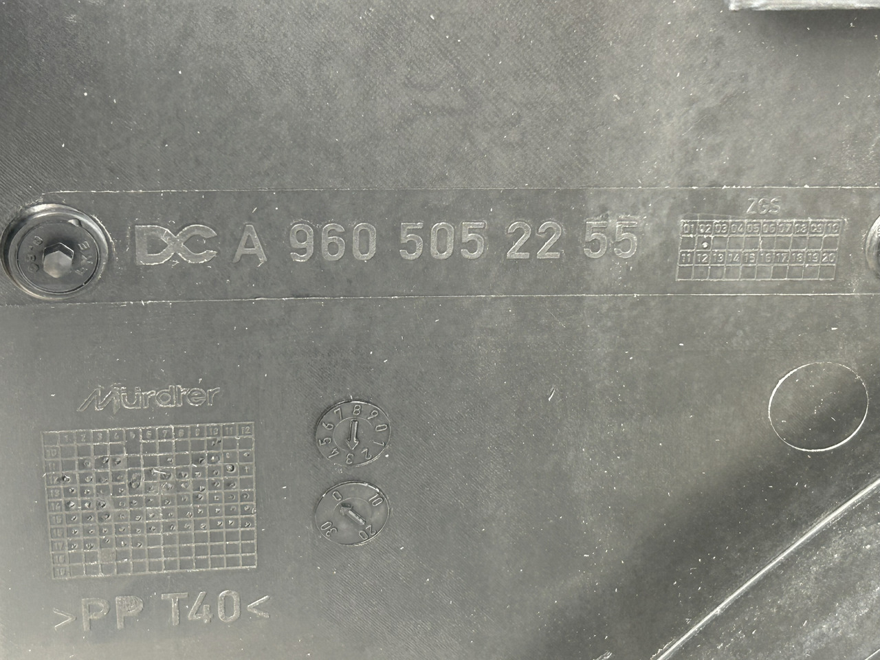 Mercedes ACTROS MP4 COOLERS SET - Hladilnik motorja: slika 4 Mercedes ACTROS MP4 COOLERS SET - Hladilnik motorja: slika 4