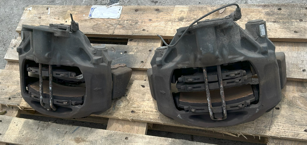 WABCO REAR BRAKE CALIPER SET MERCEDES ACTROS MP4 - Zavorna čeljust: slika 2 WABCO REAR BRAKE CALIPER SET MERCEDES ACTROS MP4 - Zavorna čeljust: slika 2