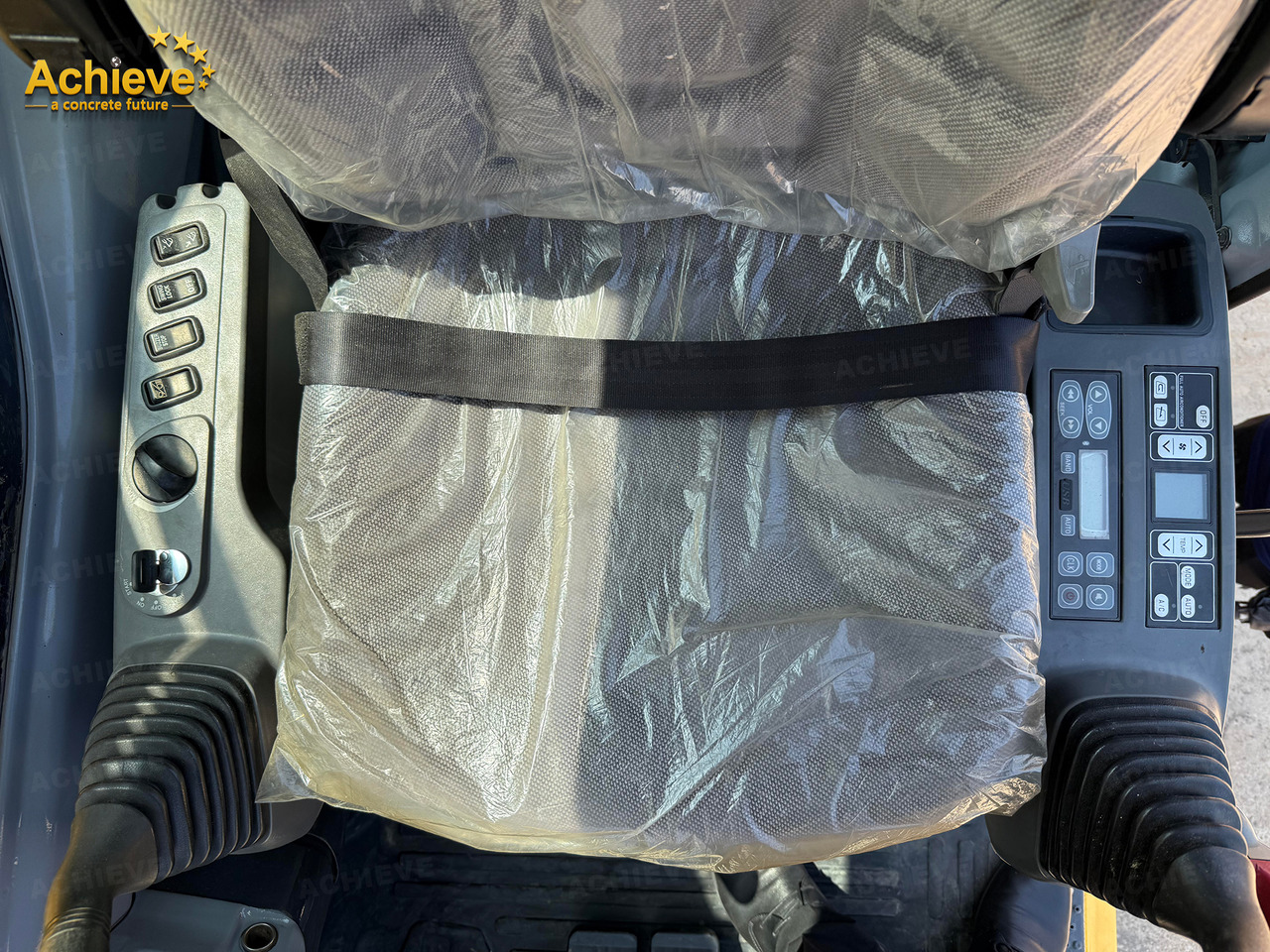 Bager goseničar KOMATSU Remanufactured Komatsu PC360-7 excavator 1.6 m³  180/1900 kw/rpm  33000 kg  7380 mm  227 kN  Komatsu SAA6D114E  605 L【ACHIEVE】 TOP CONDITION!!!: slika 48