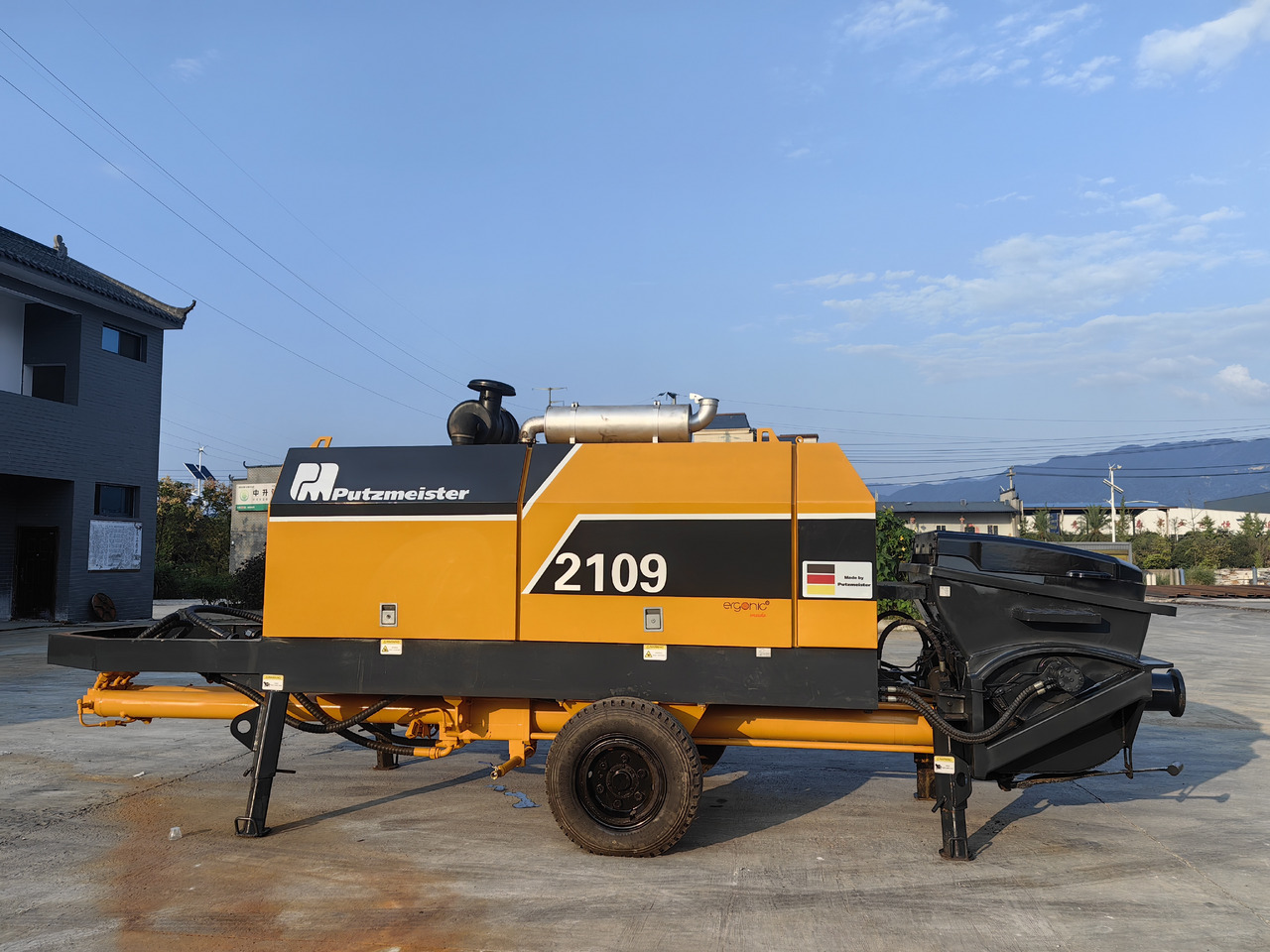 Putzmeister 2013 putzmeist BSA2109H-D Stationary concrete pump【ACHIEVE】TOP CONDITION!!! - Stacionarna betonska črpalka: slika 1 Putzmeister 2013 putzmeist BSA2109H-D Stationary concrete pump【ACHIEVE】TOP CONDITION!!! - Stacionarna betonska črpalka: slika 1