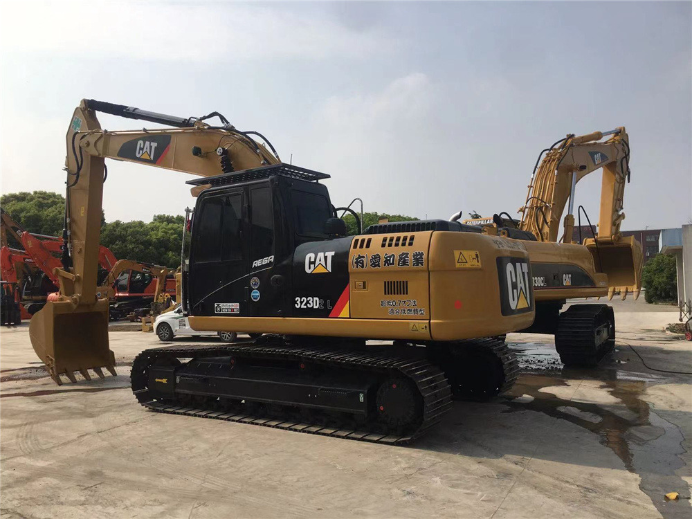 CATERPILLAR Used CAT 323D Excavator with C7.1 Engine – 23 Ton, 173 HP, Ready for Heavy Work - Bager goseničar: slika 1 CATERPILLAR Used CAT 323D Excavator with C7.1 Engine – 23 Ton, 173 HP, Ready for Heavy Work - Bager goseničar: slika 1