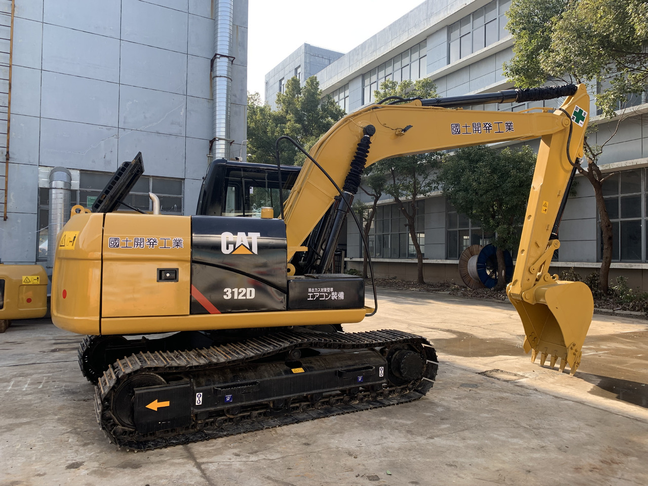 Caterpillar 12 ton Excavator Used Condition CAT 312D Good Price - Bager goseničar: slika 1 Caterpillar 12 ton Excavator Used Condition CAT 312D Good Price - Bager goseničar: slika 1