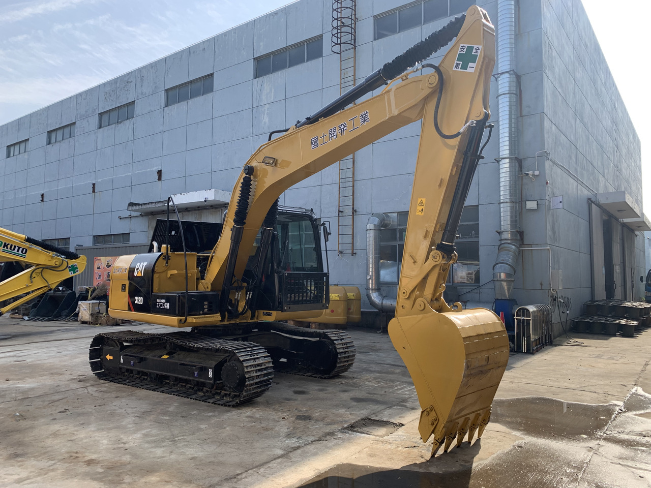 Caterpillar 12 ton Excavator Used Condition CAT 312D Good Price - Bager goseničar: slika 4 Caterpillar 12 ton Excavator Used Condition CAT 312D Good Price - Bager goseničar: slika 4