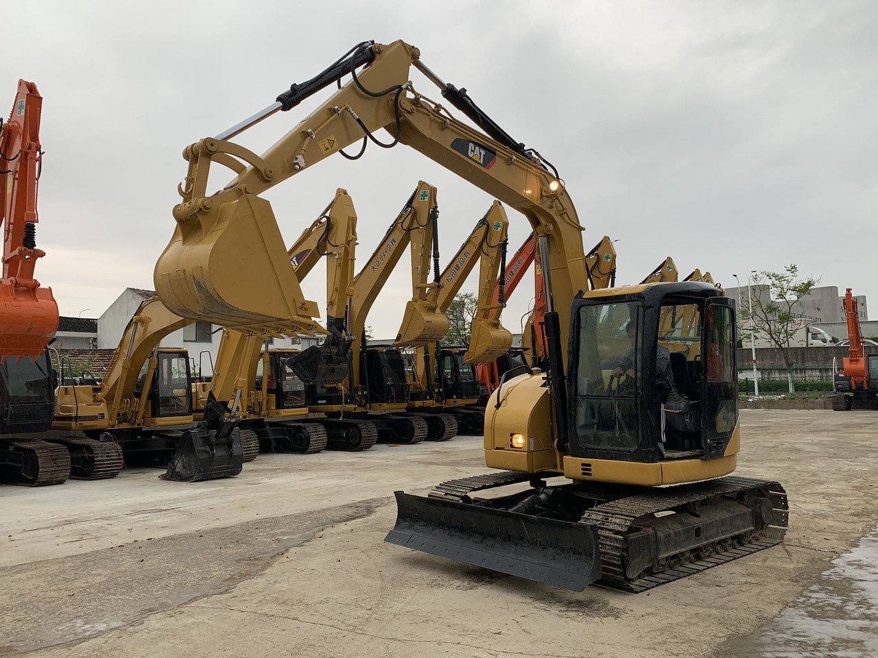 Caterpillar 308 Mini Excavator Used Machine Good Price on Sale - Bager goseničar: slika 2 Caterpillar 308 Mini Excavator Used Machine Good Price on Sale - Bager goseničar: slika 2