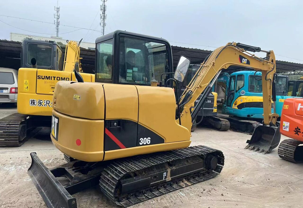 Caterpillar 6 ton Excavator CAT 306 Used Condition - Bager goseničar: slika 5 Caterpillar 6 ton Excavator CAT 306 Used Condition - Bager goseničar: slika 5
