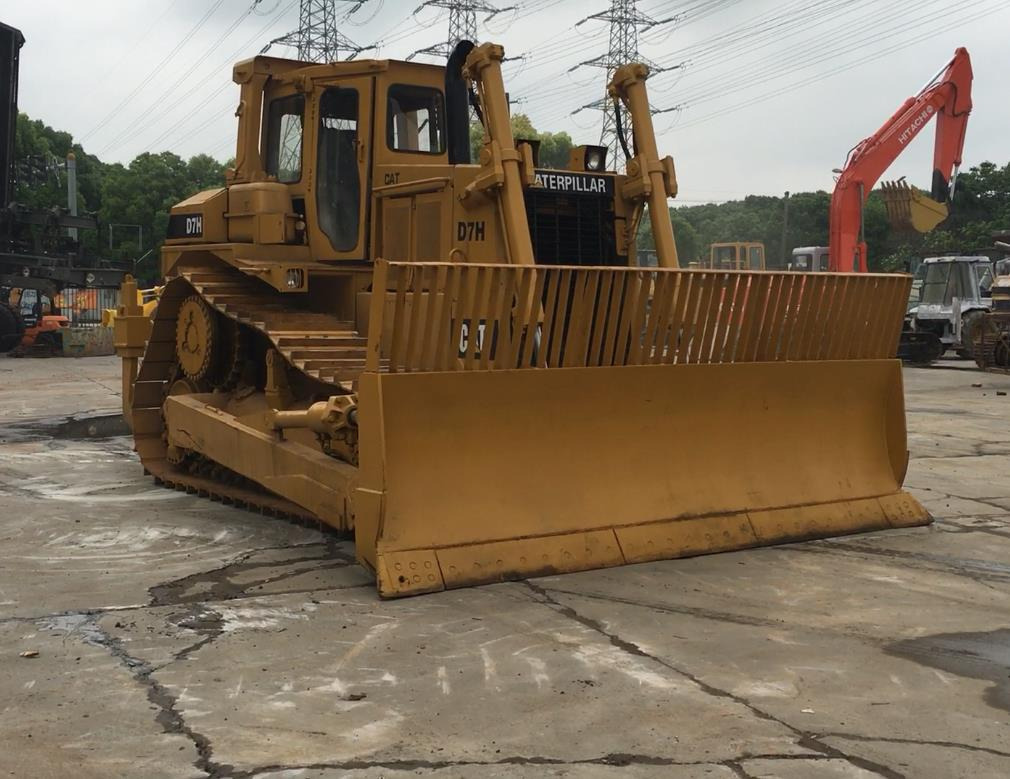 Caterpillar Bulldozer CAT D7H Used Condition Construction Machine - Buldožer: slika 3 Caterpillar Bulldozer CAT D7H Used Condition Construction Machine - Buldožer: slika 3