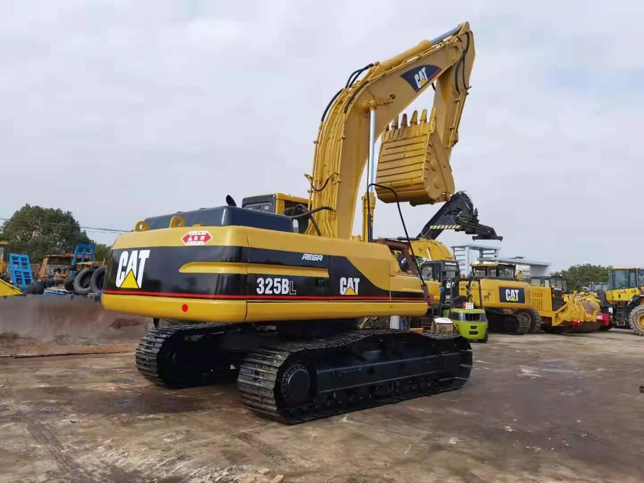 Caterpillar Excavator Secondhand Condition CAT 325BL, 330BL, 320BL - Bager goseničar: slika 1 Caterpillar Excavator Secondhand Condition CAT 325BL, 330BL, 320BL - Bager goseničar: slika 1