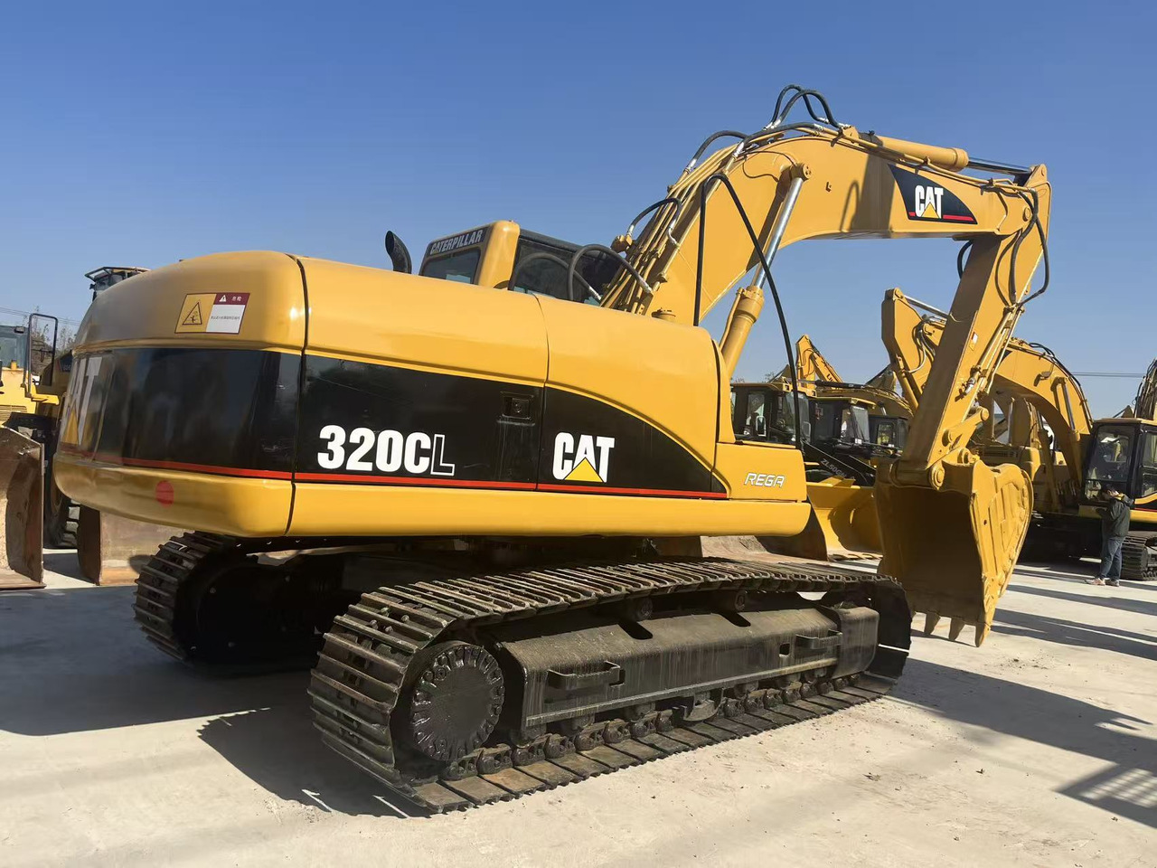 Caterpillar Original Caterpillar 20Ton Excavator CAT 320CL for Sale Made in Japan - Gradbeni stroj: slika 2 Caterpillar Original Caterpillar 20Ton Excavator CAT 320CL for Sale Made in Japan - Gradbeni stroj: slika 2