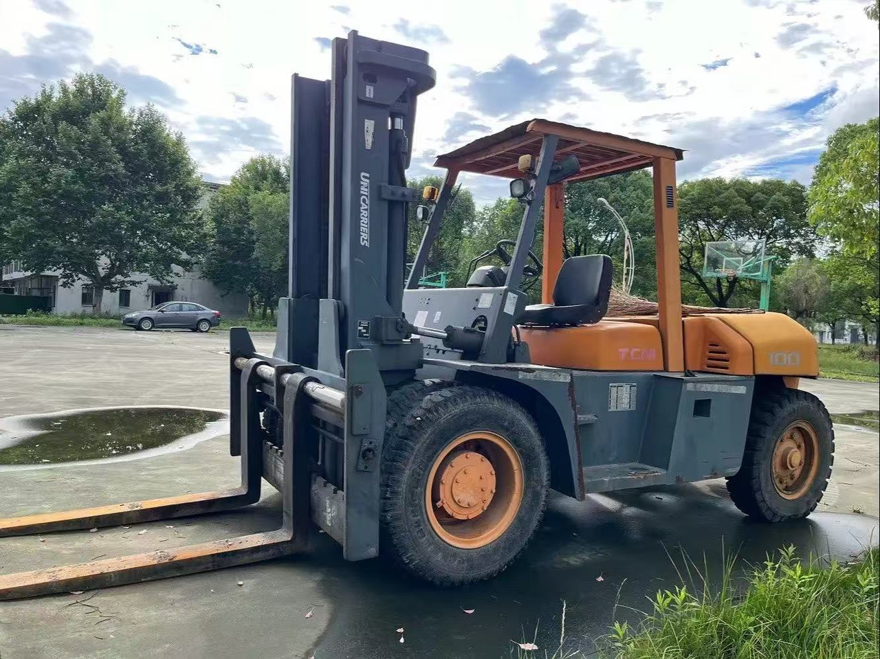 TCM FD100 Forklift Original Color 10 ton Forklift Truck - Diesel viličar: slika 3 TCM FD100 Forklift Original Color 10 ton Forklift Truck - Diesel viličar: slika 3