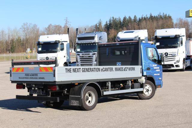 FUSO Canter 4C15E M - BATT. - Dostavno vozilo s kesonom: slika 3 FUSO Canter 4C15E M - BATT. - Dostavno vozilo s kesonom: slika 3