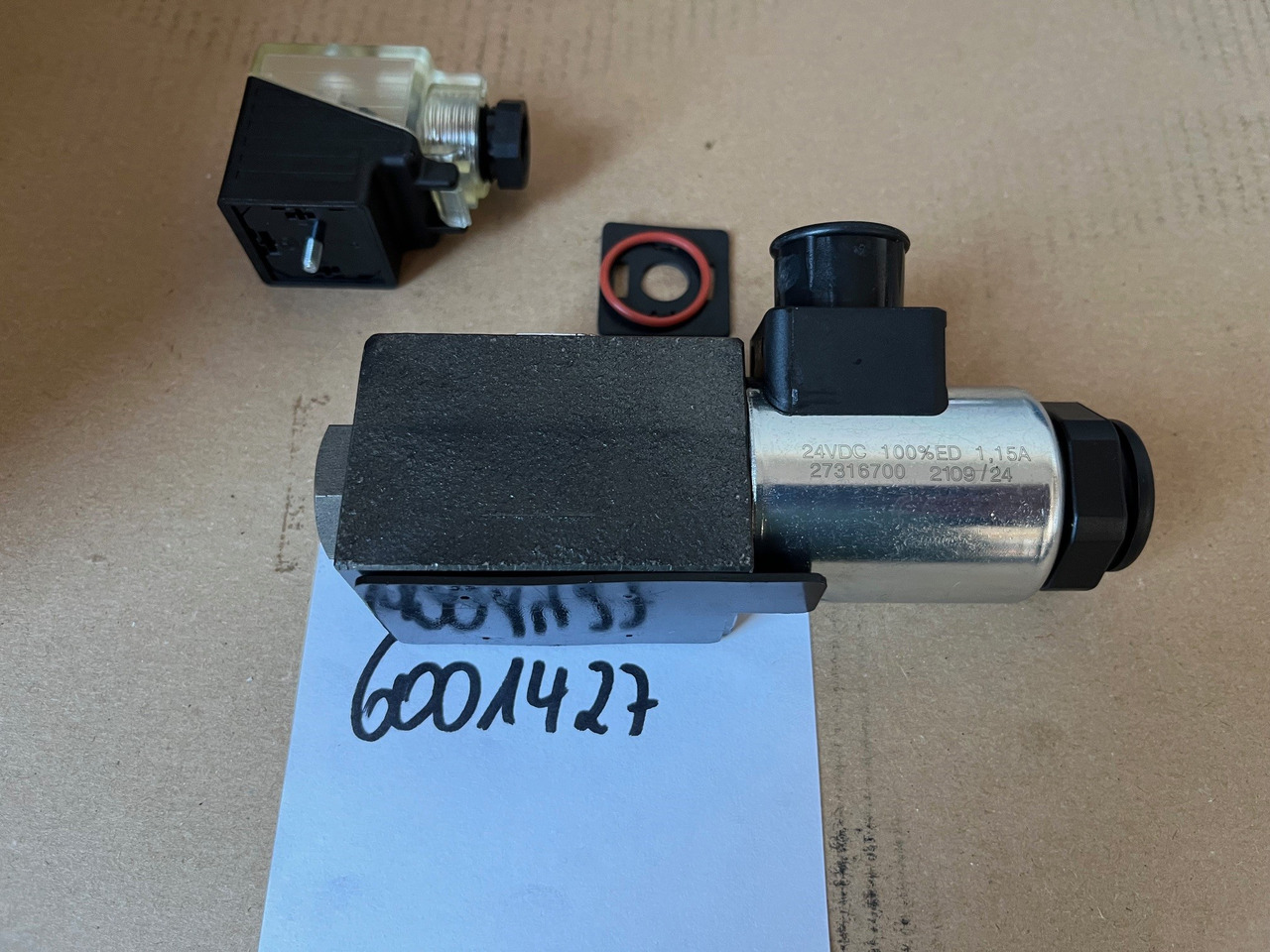 O&K Terex RH120 RH170 RH200 RH340 Valve 6001427 1467499 534-9304 Plate 6001750 4027321 535-2092 - Rezervni deli za Bager: slika 1 O&K Terex RH120 RH170 RH200 RH340 Valve 6001427 1467499 534-9304 Plate 6001750 4027321 535-2092 - Rezervni deli za Bager: slika 1