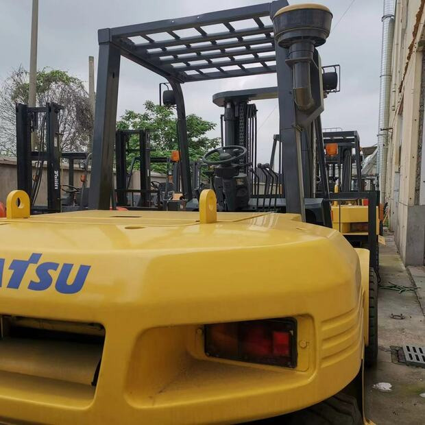 2020 Komatsu FD80 - Viličar: slika 2 2020 Komatsu FD80 - Viličar: slika 2