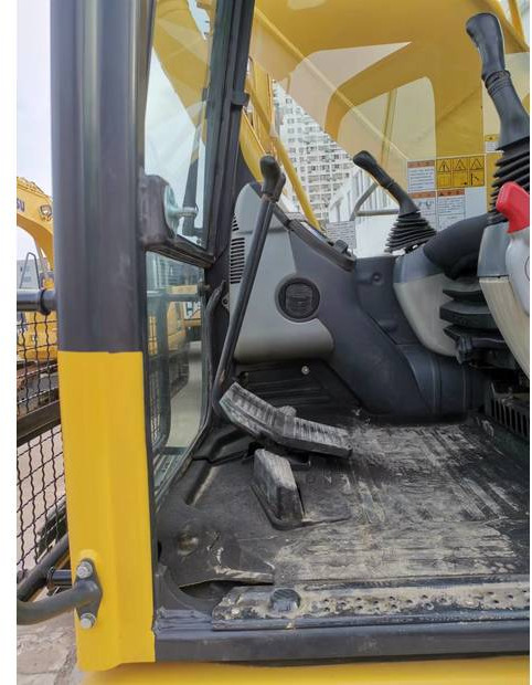 2020 Komatsu PC240LC-8 - Bager goseničar: slika 5 2020 Komatsu PC240LC-8 - Bager goseničar: slika 5