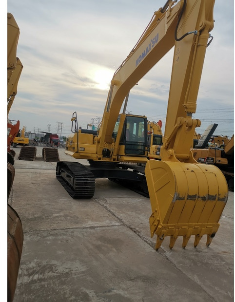 2020 Komatsu PC240LC-8 - Bager goseničar: slika 2 2020 Komatsu PC240LC-8 - Bager goseničar: slika 2