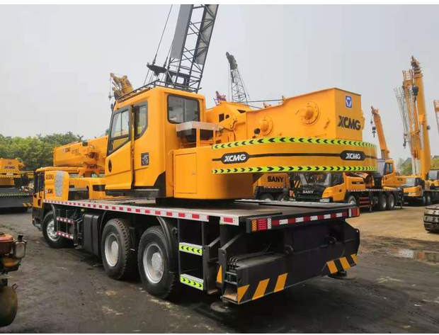 2021 XCMG QY25K5 - Avtodvigalo: slika 2 2021 XCMG QY25K5 - Avtodvigalo: slika 2