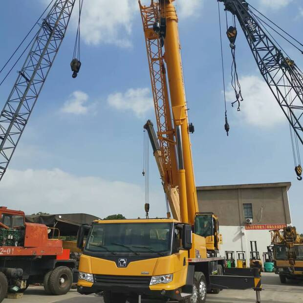 Avtodvigalo 2021 XCMG QY70KC: slika 11