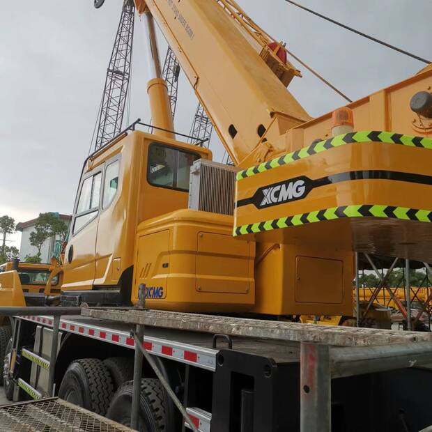 Avtodvigalo 2021 XCMG QY70KC: slika 6