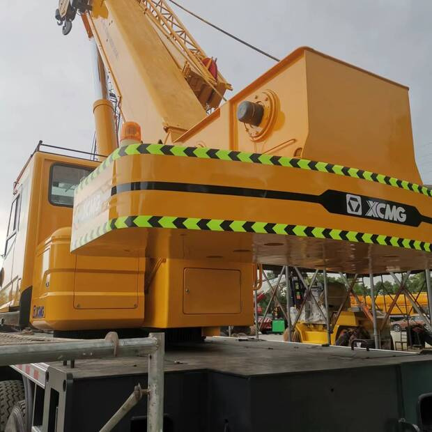 Avtodvigalo 2021 XCMG QY70KC: slika 12