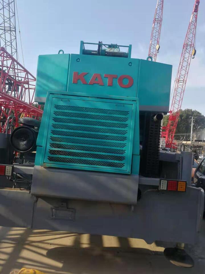 Avtodvigalo za grob teren KATO KR500H: slika 6