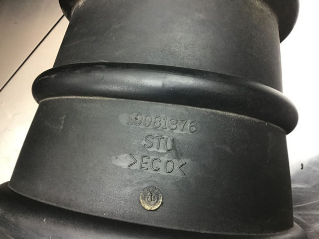 Liebherr Air Filter Hose - Cev za dovod zraka: slika 5 Liebherr Air Filter Hose - Cev za dovod zraka: slika 5
