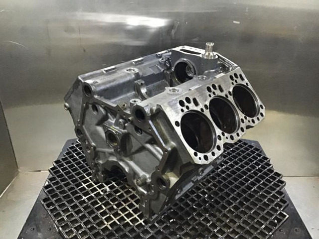 Liebherr Crankcase - Cev za dovod zraka: slika 5 Liebherr Crankcase - Cev za dovod zraka: slika 5