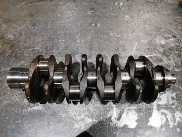 Liebherr Crankshaft D934S - Ročična gred: slika 1 Liebherr Crankshaft D934S - Ročična gred: slika 1