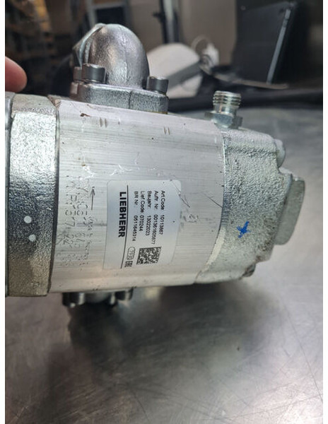 Liebherr Fan Motor - Ventilator kabine: slika 2 Liebherr Fan Motor - Ventilator kabine: slika 2