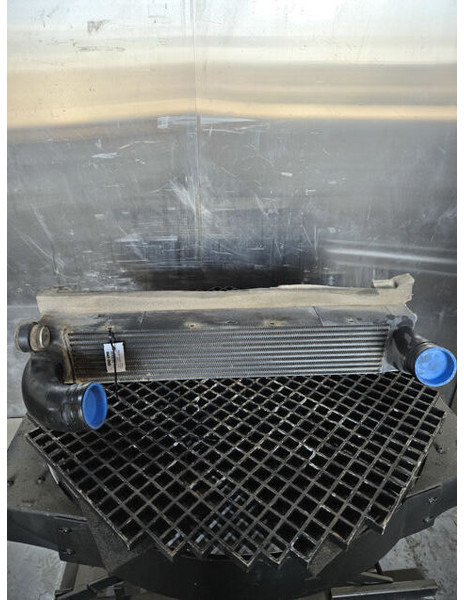 Liebherr Intercooler - Vmesni hladilnik: slika 3 Liebherr Intercooler - Vmesni hladilnik: slika 3