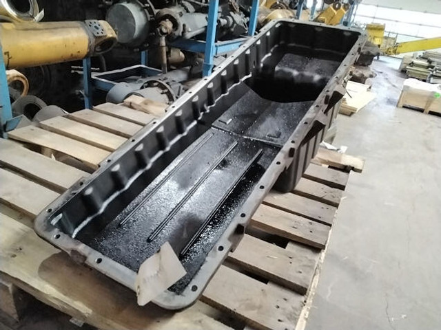 Liebherr Oil Sump - Karter: slika 2 Liebherr Oil Sump - Karter: slika 2