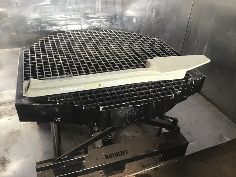 Liebherr R914STD / R914HDSL / R914B / R914 EW / R904 / R924 B / R934 / R934B / R954B / R964B / R974B / R974 - Cev za dovod zraka: slika 1 Liebherr R914STD / R914HDSL / R914B / R914 EW / R904 / R924 B / R934 / R934B / R954B / R964B / R974B / R974 - Cev za dovod zraka: slika 1