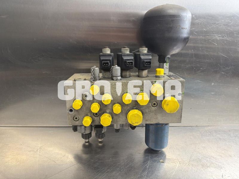 Liebherr R926 COMP / R926 K-LC / R926 LC / R926 CL / R926 NLC / R926 SLC / R926 WLC / R906 WLC - Hidravlika: slika 1 Liebherr R926 COMP / R926 K-LC / R926 LC / R926 CL / R926 NLC / R926 SLC / R926 WLC / R906 WLC - Hidravlika: slika 1