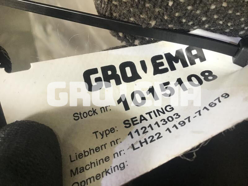 Liebherr R926 COMP / R946 LC / R946 LC-V / R946 NLC / R946 S-HD / R950 / R950 LC-V / R950 S-HD / R922 LC / R926 LC / R920 LC / R920 NLC / - Sedež: slika 3 Liebherr R926 COMP / R946 LC / R946 LC-V / R946 NLC / R946 S-HD / R950 / R950 LC-V / R950 S-HD / R922 LC / R926 LC / R920 LC / R920 NLC / - Sedež: slika 3