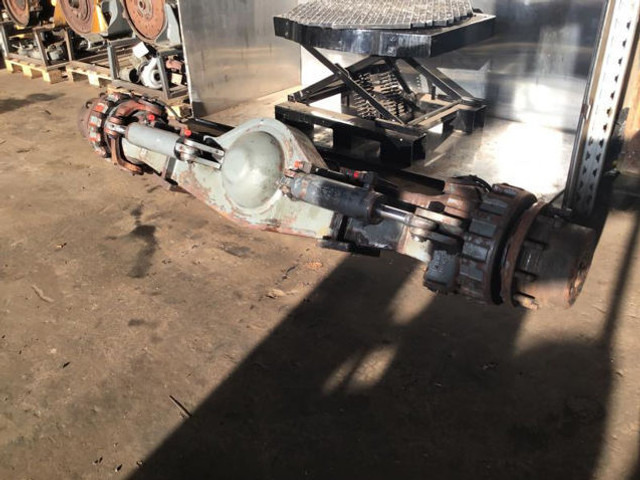 Liebherr REAR AXLE - Os in deli: slika 2 Liebherr REAR AXLE - Os in deli: slika 2