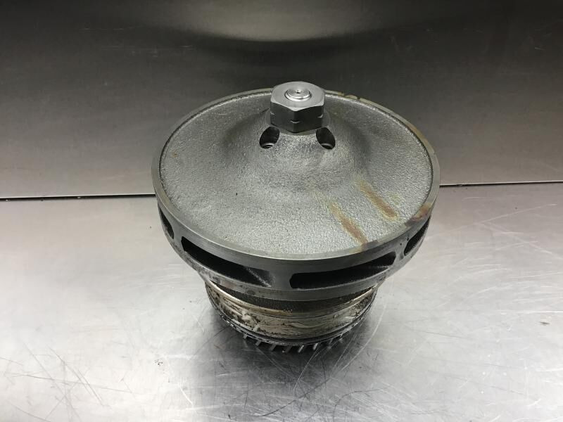 Liebherr Water Pump - Vodna črpalka: slika 2 Liebherr Water Pump - Vodna črpalka: slika 2