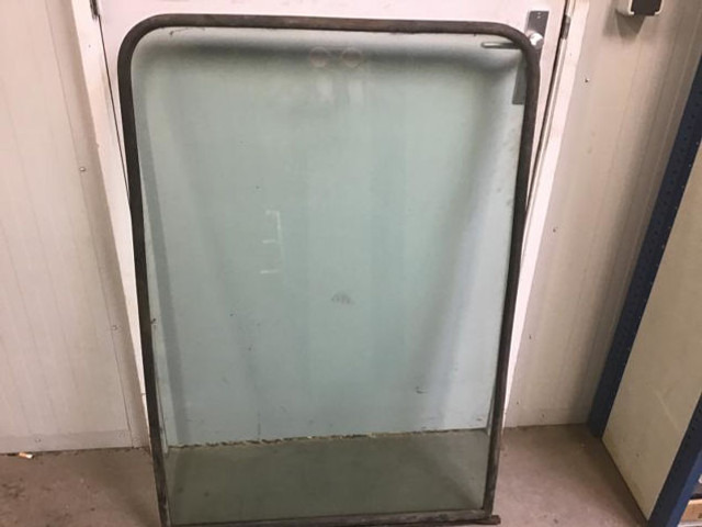 Liebherr Window Glass - Okno in deli: slika 4 Liebherr Window Glass - Okno in deli: slika 4