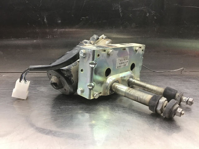 Liebherr Wiper Motor - Brisalec: slika 3 Liebherr Wiper Motor - Brisalec: slika 3