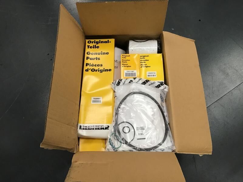Liebherr Service Kit 2000 hours R906/R916/R926 - Rezervni deli: slika 2 Liebherr Service Kit 2000 hours R906/R916/R926 - Rezervni deli: slika 2