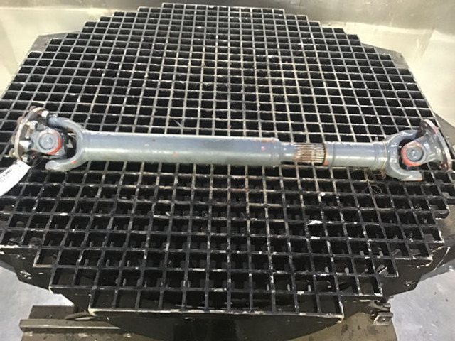 ZF Propellor Shaft - Polosovina: slika 3 ZF Propellor Shaft - Polosovina: slika 3
