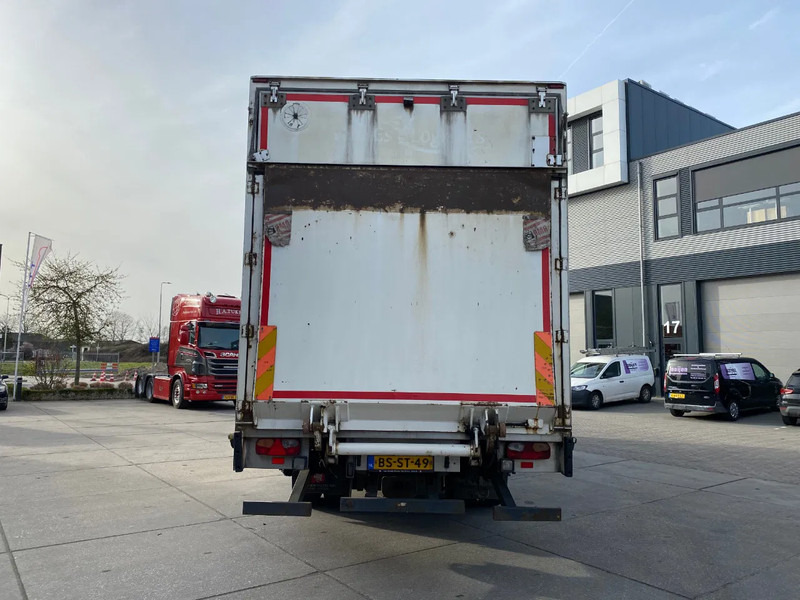 Scania P310 Frigo Closed Box / Euro 4 / Semi- Automatic - Tovornjak zabojnik: slika 5 Scania P310 Frigo Closed Box / Euro 4 / Semi- Automatic - Tovornjak zabojnik: slika 5