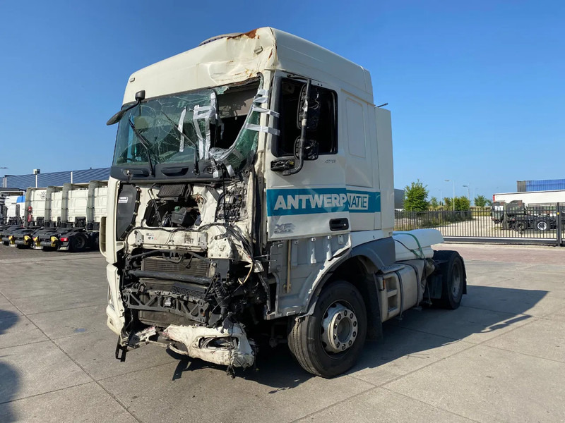DAF XF 106.460 SC / Damaged / Stand Airco - Vlačilec: slika 3 DAF XF 106.460 SC / Damaged / Stand Airco - Vlačilec: slika 3