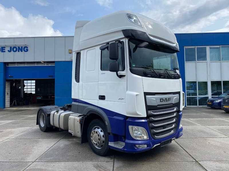 DAF XF 106.480 SSC / Euro 6D / 2x Tank / Stand Airco - Vlačilec: slika 3 DAF XF 106.480 SSC / Euro 6D / 2x Tank / Stand Airco - Vlačilec: slika 3