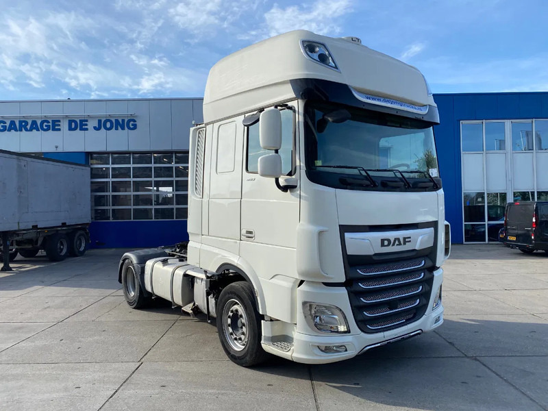 DAF XF 106.480 SSC / Retarder / 2x Tank / Stand Airco - Vlačilec: slika 3 DAF XF 106.480 SSC / Retarder / 2x Tank / Stand Airco - Vlačilec: slika 3