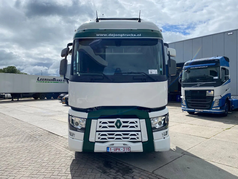 Renault T520 Comfort / 6x2/4 / Steering Axle / Hub Reduction / 208.250Km - Vlačilec: slika 2 Renault T520 Comfort / 6x2/4 / Steering Axle / Hub Reduction / 208.250Km - Vlačilec: slika 2