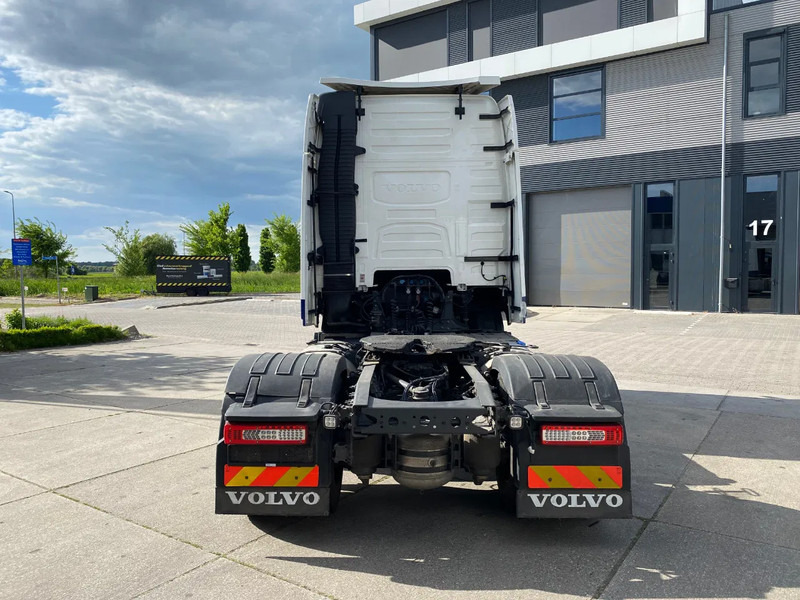 Volvo FH 13.500 Globetrotter XL / I-Park Cool / 2x Tank / Euro 6D - Vlačilec: slika 5 Volvo FH 13.500 Globetrotter XL / I-Park Cool / 2x Tank / Euro 6D - Vlačilec: slika 5