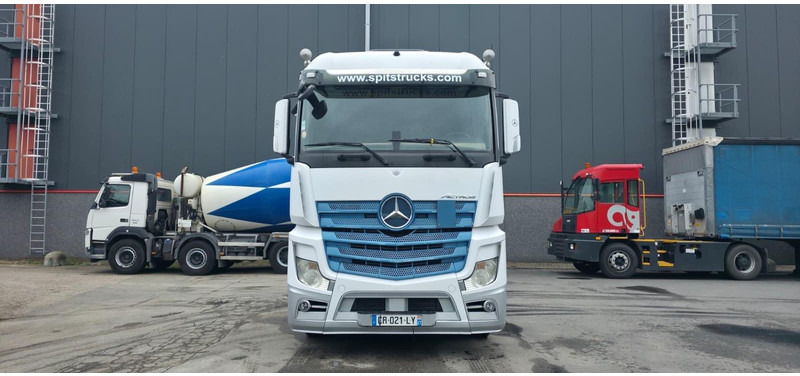 Mercedes-Benz Actros 1845 - Vlačilec: slika 2 Mercedes-Benz Actros 1845 - Vlačilec: slika 2