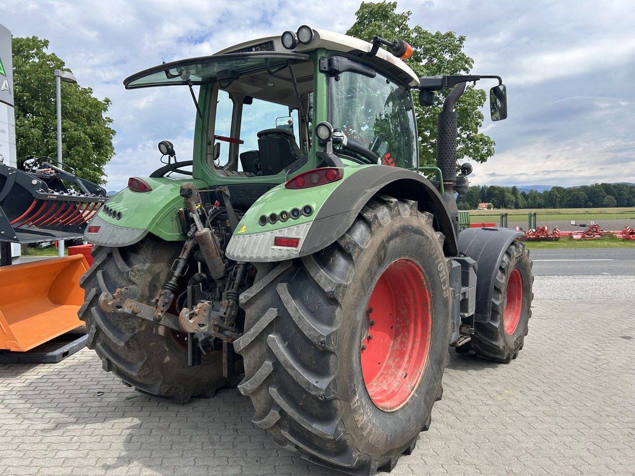 Fendt 724 Vario - Traktor: slika 3 Fendt 724 Vario - Traktor: slika 3