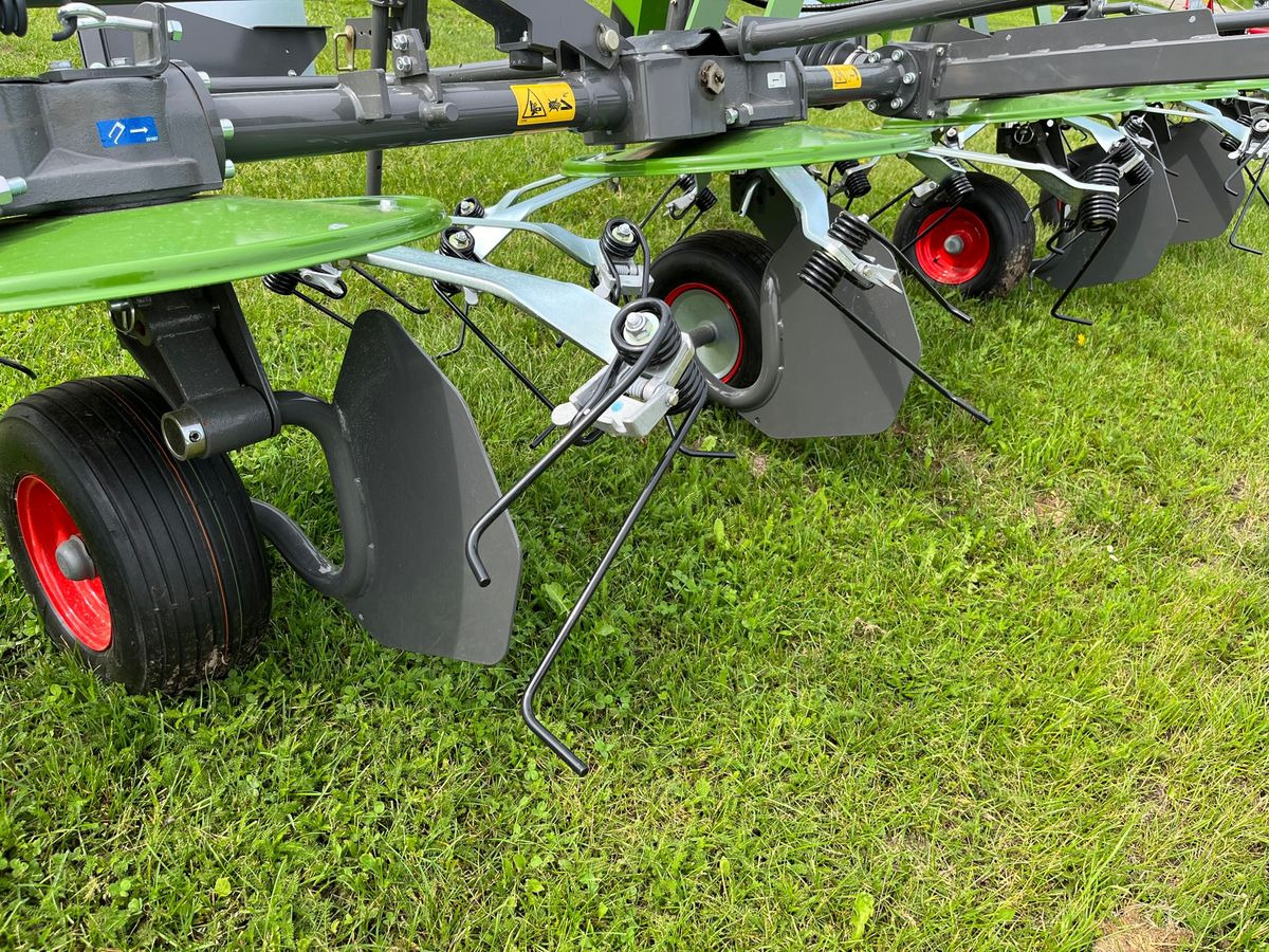 Fendt Lotus 770 - Obračalnik/ Zgrabljalnik: slika 4 Fendt Lotus 770 - Obračalnik/ Zgrabljalnik: slika 4