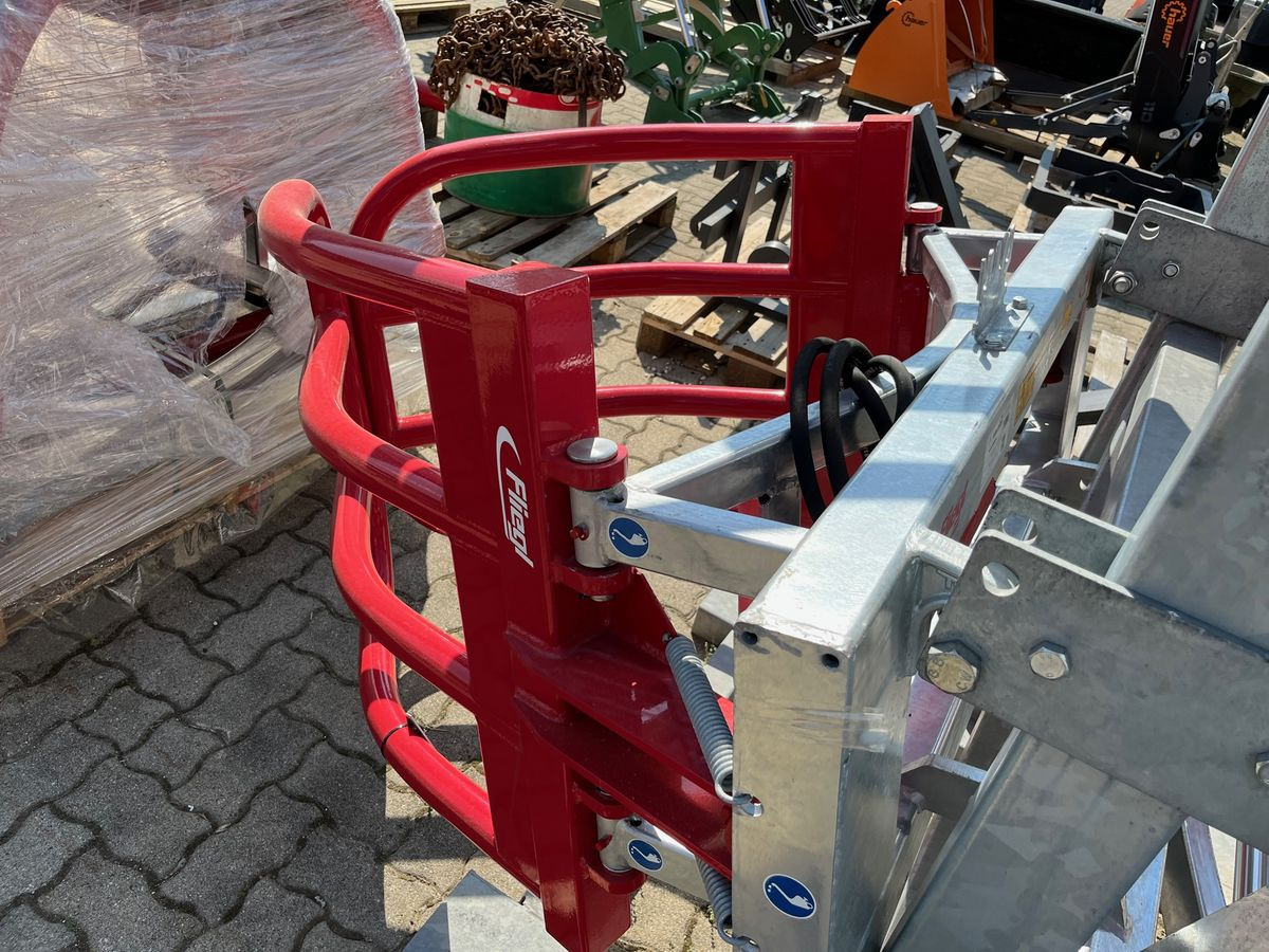 Fliegl Profi Combi - Sponka za Kmetijski stroj: slika 2 Fliegl Profi Combi - Sponka za Kmetijski stroj: slika 2