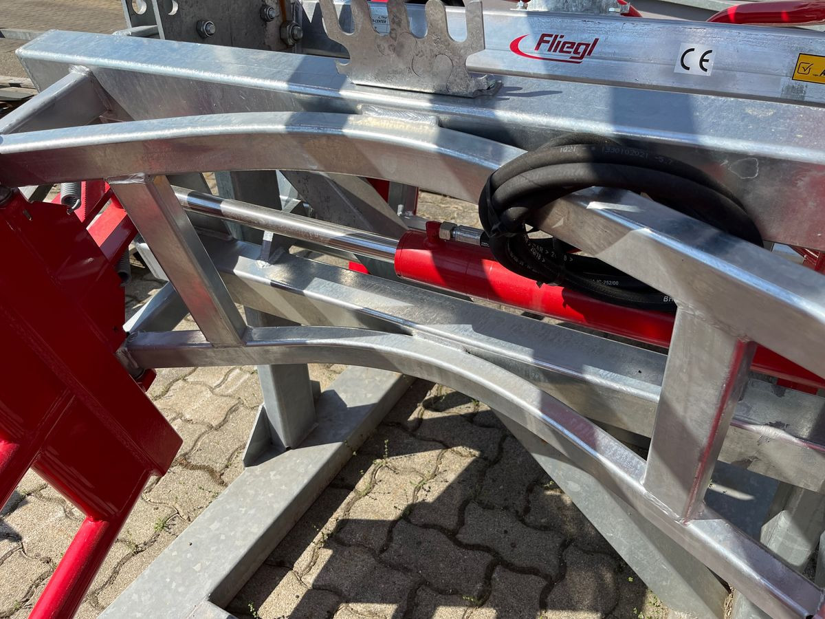 Fliegl Profi Combi - Sponka za Kmetijski stroj: slika 3 Fliegl Profi Combi - Sponka za Kmetijski stroj: slika 3