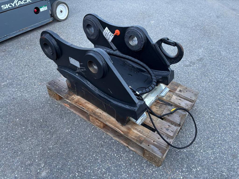Cat S 80 Quick Coupler - Hitra spojka za Gradbeni stroj: slika 3 Cat S 80 Quick Coupler - Hitra spojka za Gradbeni stroj: slika 3